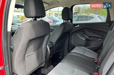 Позашляховик / Кросовер Ford Escape 2016 в Львові