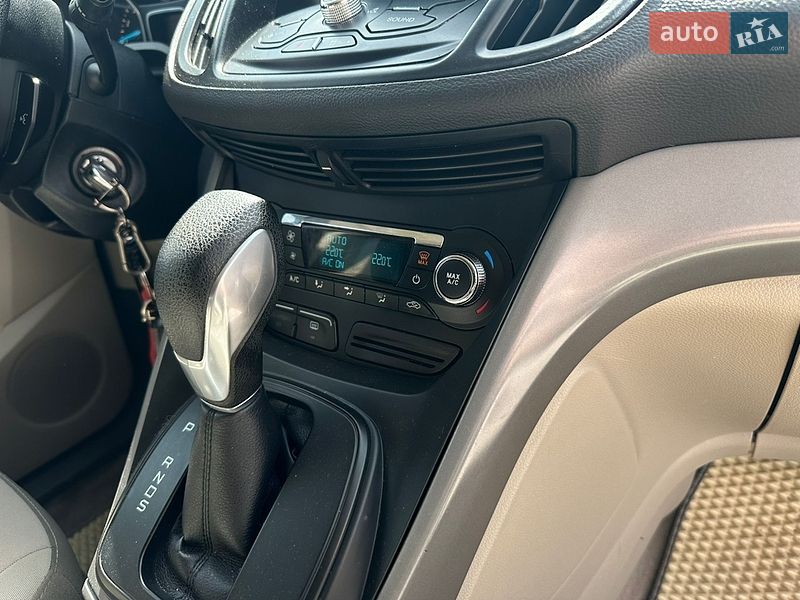 Внедорожник / Кроссовер Ford Escape 2014 в Нежине