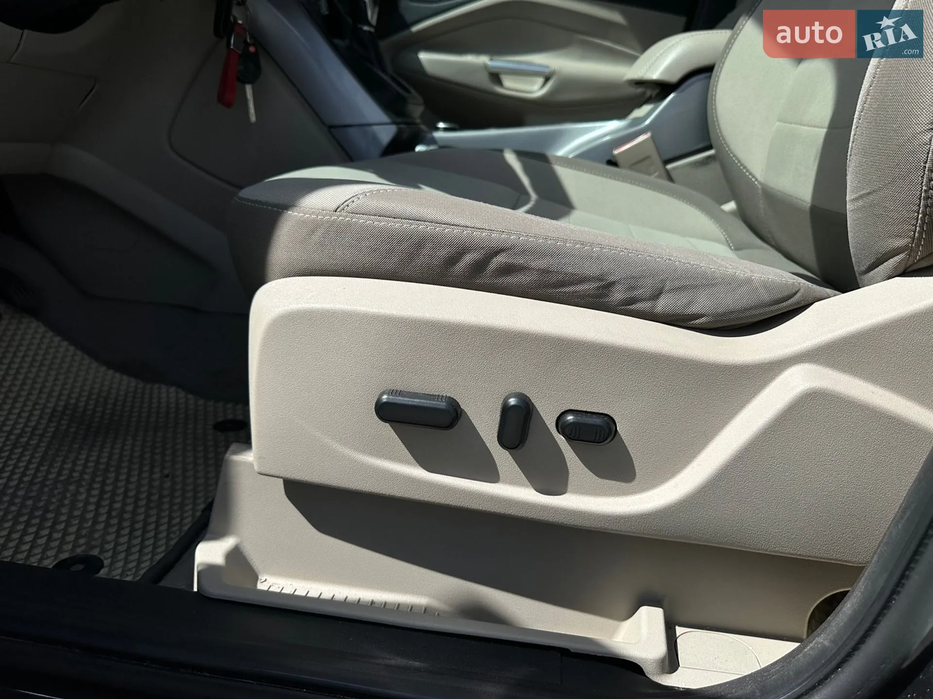 2014 Ford Escape - мініатюра 37