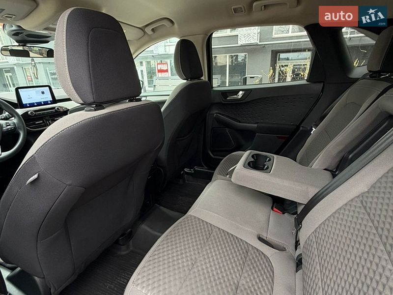 Внедорожник / Кроссовер Ford Escape 2019 в Чернигове