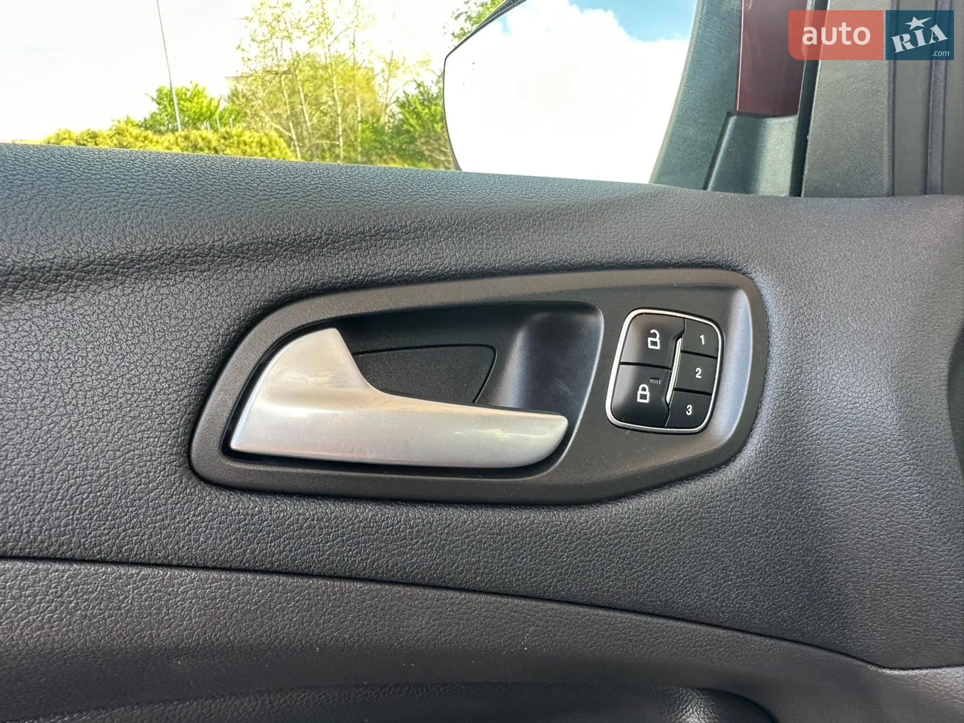 2018 Ford Escape - мініатюра 40