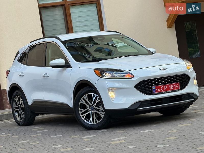 Позашляховик / Кросовер Ford Escape 2020 в Дрогобичі