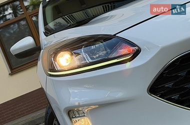 Позашляховик / Кросовер Ford Escape 2020 в Дрогобичі