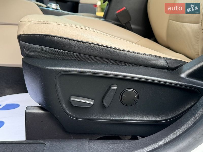 Позашляховик / Кросовер Ford Escape 2020 в Дрогобичі