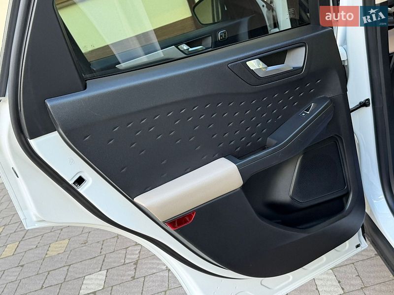 Позашляховик / Кросовер Ford Escape 2020 в Дрогобичі
