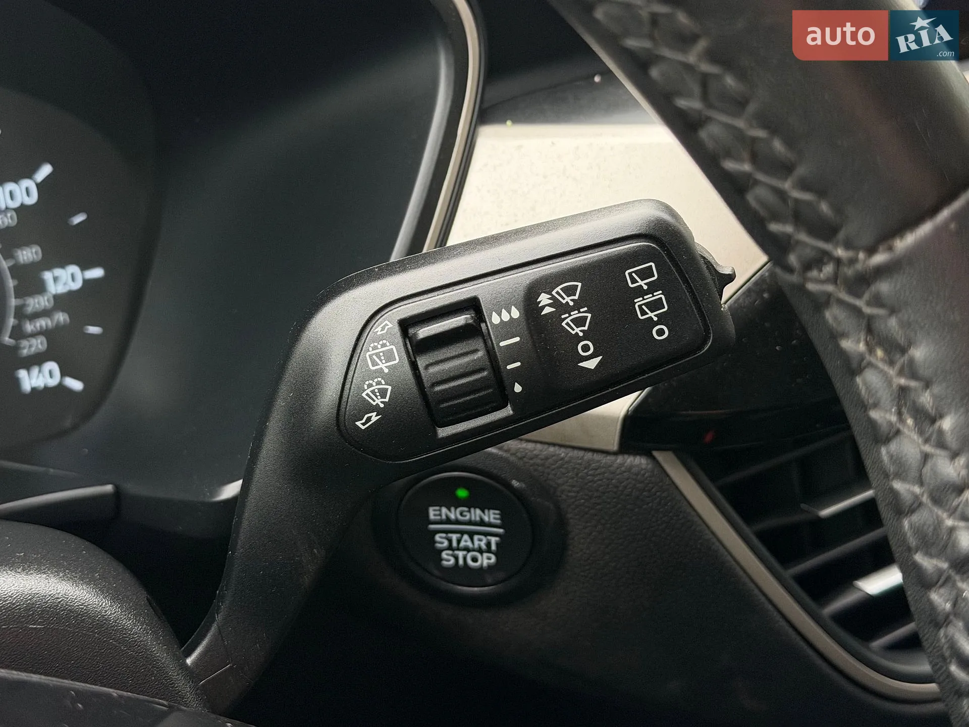 2022 Ford Escape - мініатюра 38