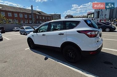 Позашляховик / Кросовер Ford Escape 2016 в Харкові