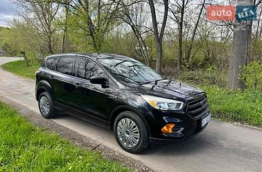Позашляховик / Кросовер Ford Escape 2016 в Полтаві