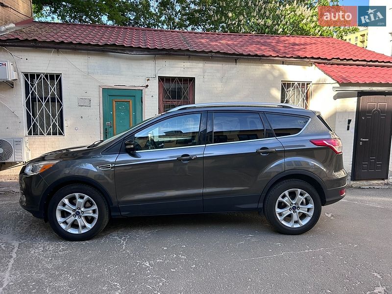 Внедорожник / Кроссовер Ford Escape 2015 в Киеве