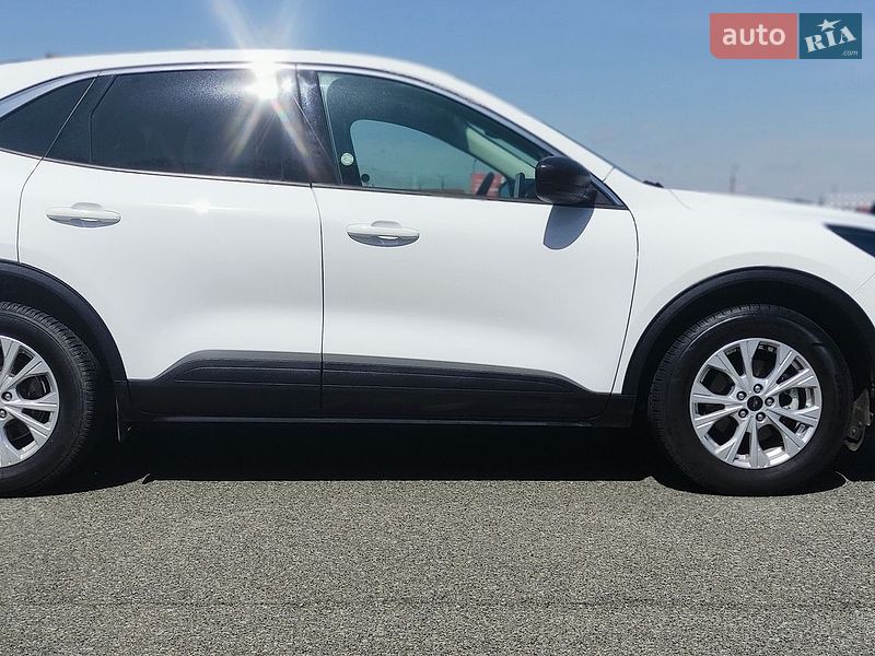 Позашляховик / Кросовер Ford Escape 2023 в Києві