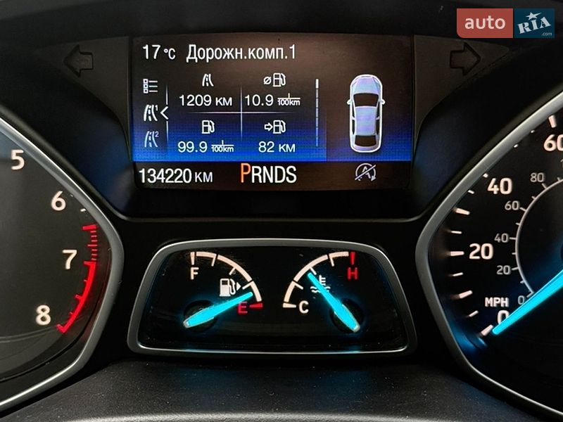 Позашляховик / Кросовер Ford Escape 2017 в Ярмолинцях