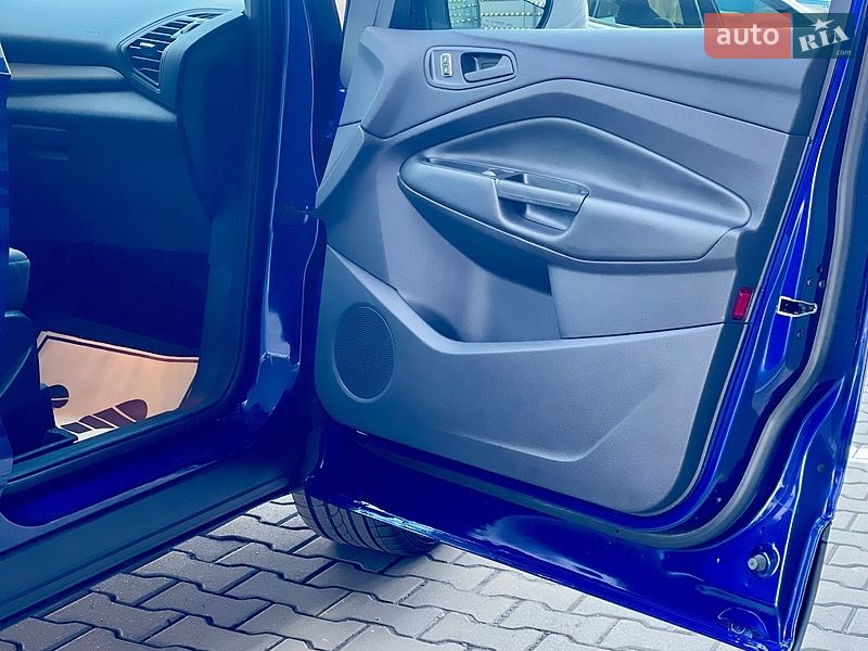 Позашляховик / Кросовер Ford Escape 2015 в Житомирі