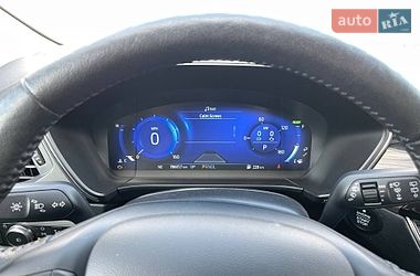 Внедорожник / Кроссовер Ford Escape 2020 в Киеве
