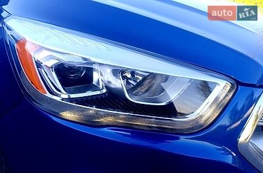 Внедорожник / Кроссовер Ford Escape 2017 в Шепетовке