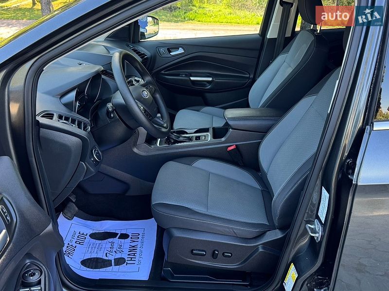 Позашляховик / Кросовер Ford Escape 2019 в Дубні