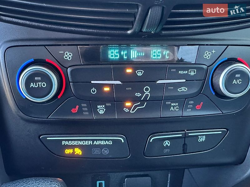 Позашляховик / Кросовер Ford Escape 2019 в Дубні