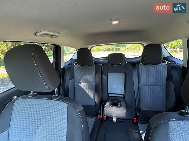 Позашляховик / Кросовер Ford Escape 2019 в Дубні