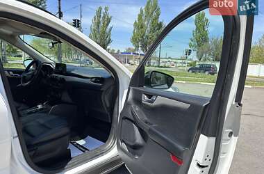 Внедорожник / Кроссовер Ford Escape 2019 в Запорожье фото 24 Внедорожник / Кроссовер Ford Escape 2019 в Запорожье