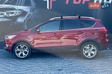 Внедорожник / Кроссовер Ford Escape 2019 в Львове