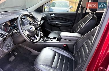 Внедорожник / Кроссовер Ford Escape 2019 в Львове