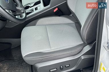 Внедорожник / Кроссовер Ford Escape 2017 в Киеве
