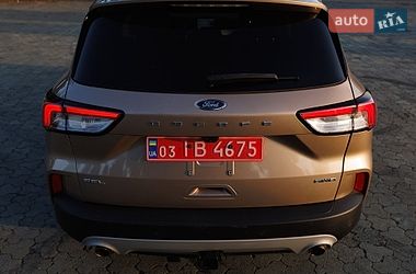 Внедорожник / Кроссовер Ford Escape 2021 в Дубно