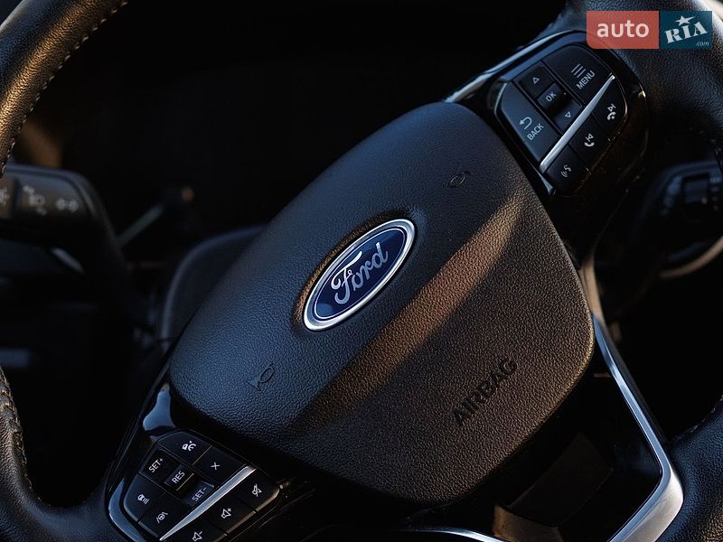 Внедорожник / Кроссовер Ford Escape 2021 в Дубно