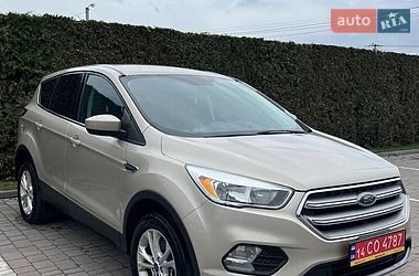 Внедорожник / Кроссовер Ford Escape 2017 в Львове