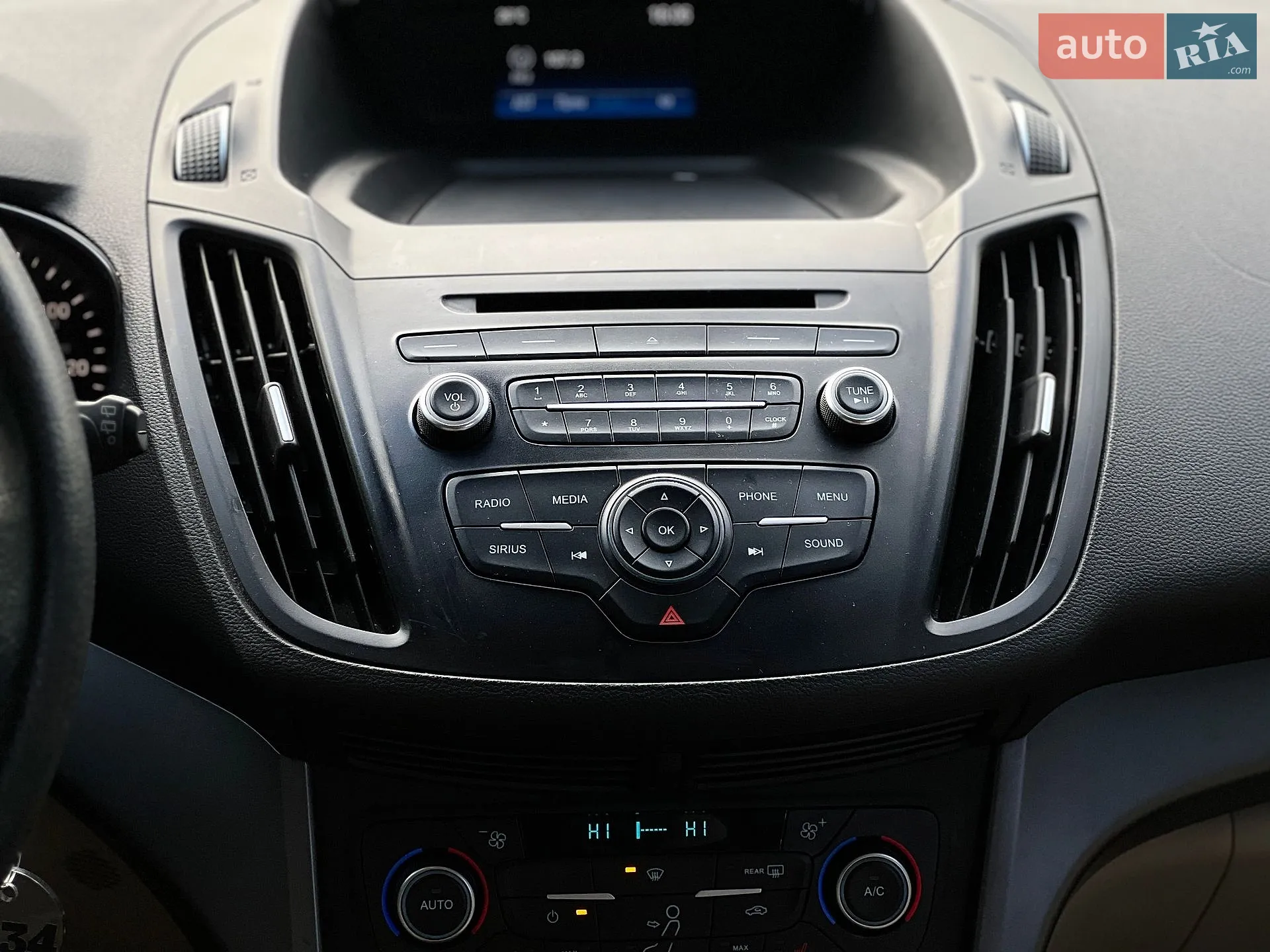 2018 Ford Escape - мініатюра 16