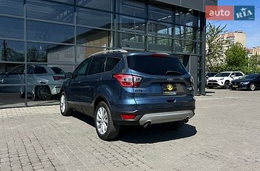 Внедорожник / Кроссовер Ford Escape 2018 в Ивано-Франковске