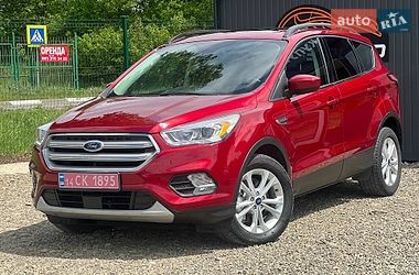 Внедорожник / Кроссовер Ford Escape 2018 в Стрые