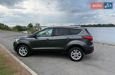 Внедорожник / Кроссовер Ford Escape 2018 в Днепре