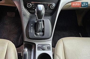 Внедорожник / Кроссовер Ford Escape 2015 в Киеве