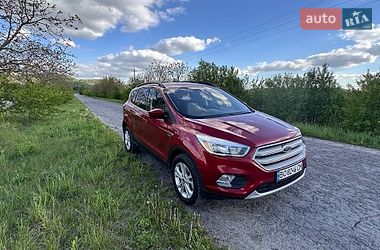 Внедорожник / Кроссовер Ford Escape 2018 в Кременце