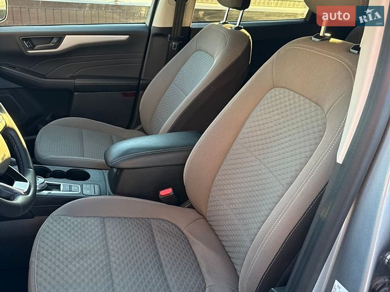 Внедорожник / Кроссовер Ford Escape 2022 в Жидачове