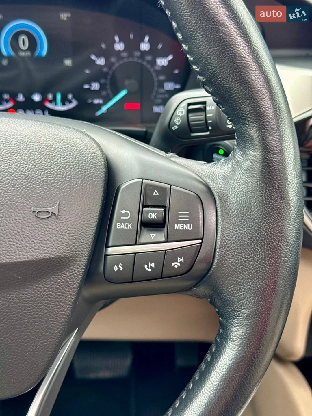 2019 Ford Escape - мініатюра 23