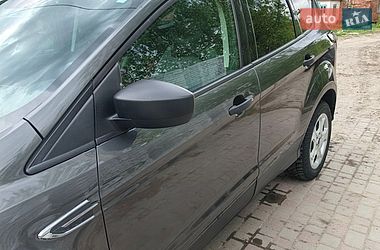 Внедорожник / Кроссовер Ford Escape 2017 в Изяславе