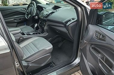 Внедорожник / Кроссовер Ford Escape 2017 в Изяславе