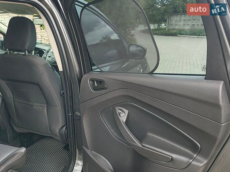 Внедорожник / Кроссовер Ford Escape 2017 в Изяславе