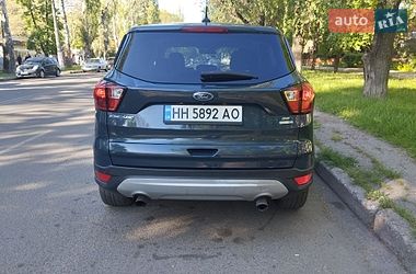 Внедорожник / Кроссовер Ford Escape 2019 в Одессе