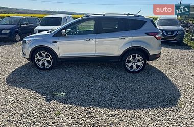 Внедорожник / Кроссовер Ford Escape 2018 в Городке