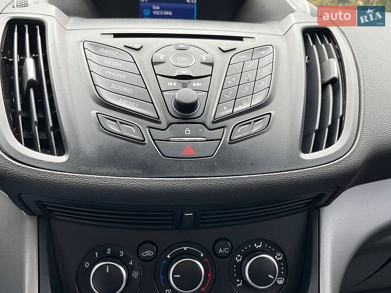 Внедорожник / Кроссовер Ford Escape 2015 в Львове