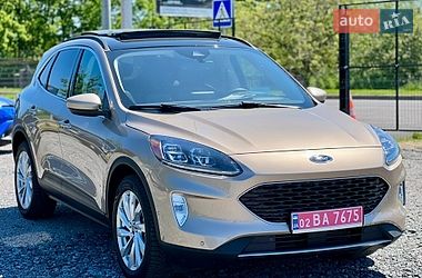 Позашляховик / Кросовер Ford Escape 2021 в Умані