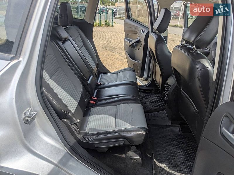 Внедорожник / Кроссовер Ford Escape 2018 в Львове