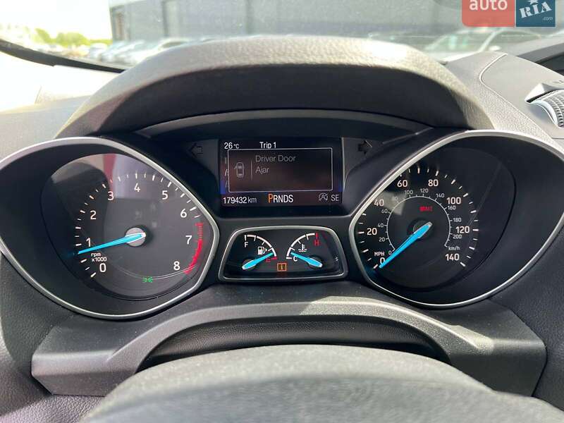 Внедорожник / Кроссовер Ford Escape 2017 в Львове
