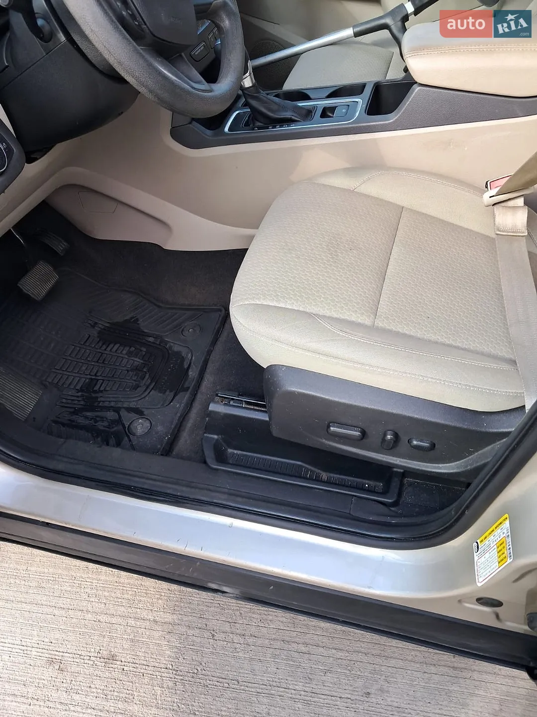 2017 Ford Escape - мініатюра 16