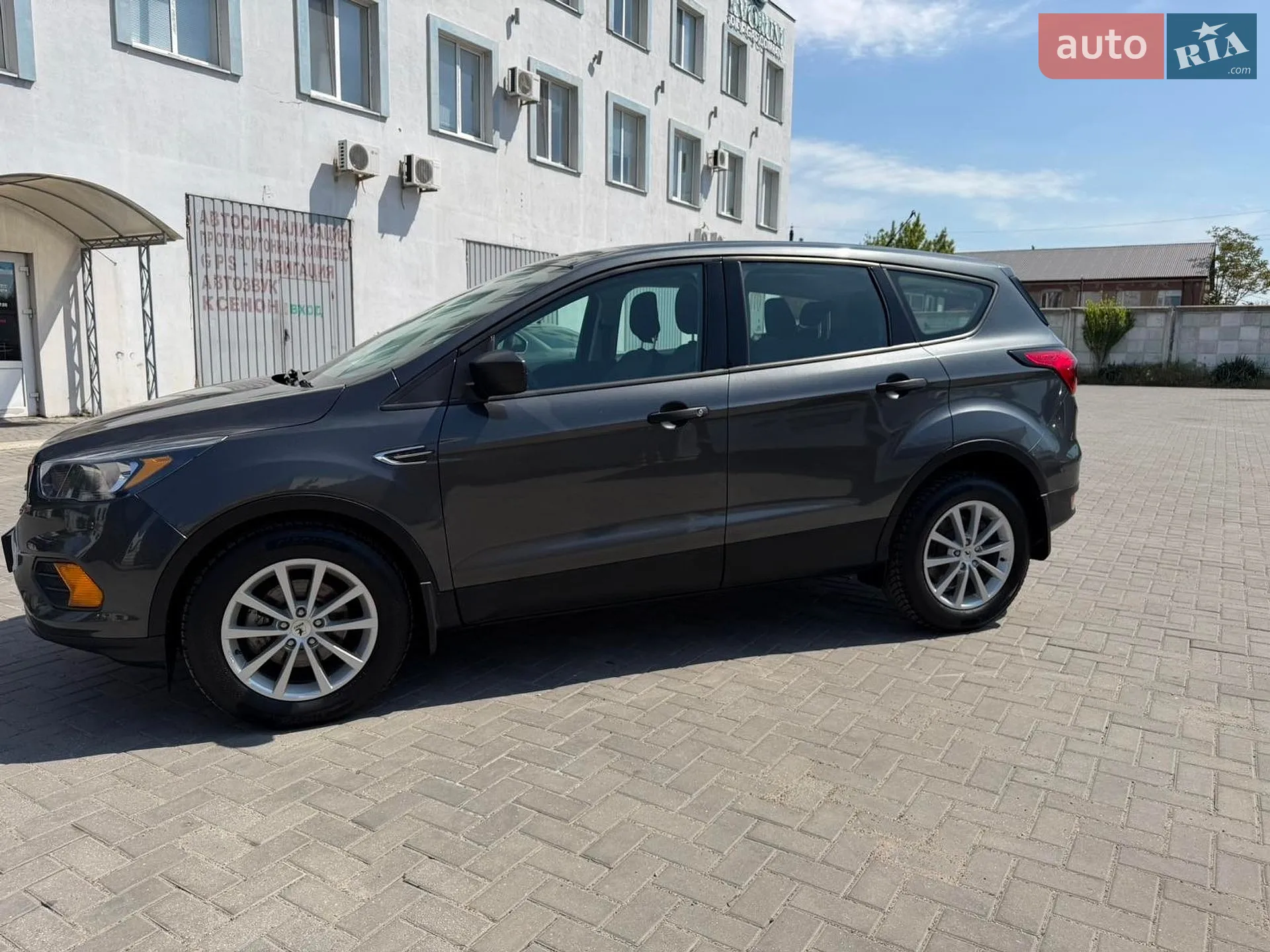 2019 Ford Escape - мініатюра 2