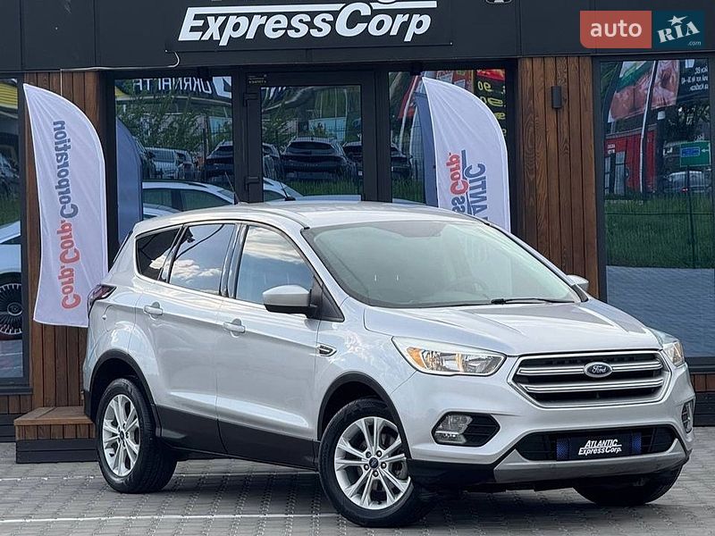 Позашляховик / Кросовер Ford Escape 2016 в Києві