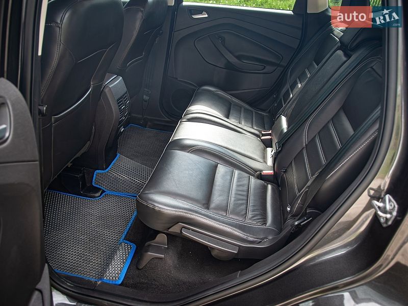 Внедорожник / Кроссовер Ford Escape 2018 в Хмельницком