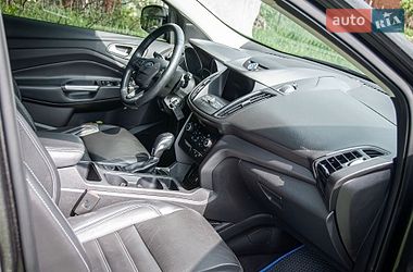 Внедорожник / Кроссовер Ford Escape 2018 в Хмельницком
